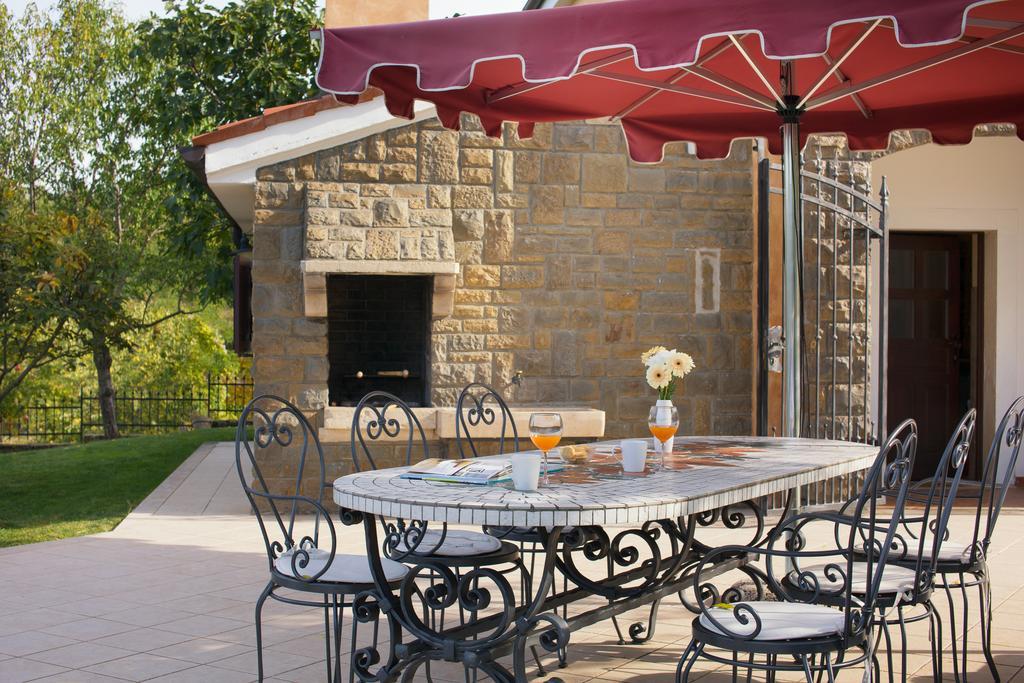 Villa Momiano With Private Pool Momjan Экстерьер фото