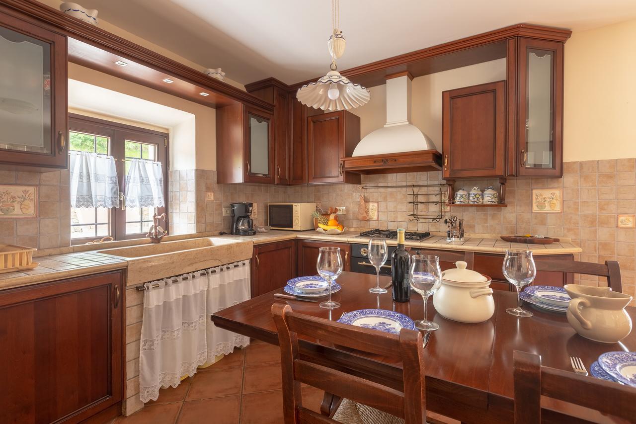 Villa Momiano With Private Pool Momjan Экстерьер фото